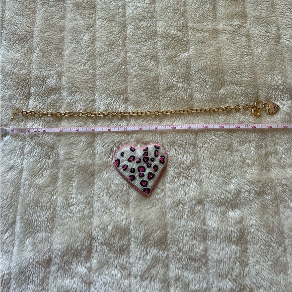 Ladies Guess Large Chain Short Necklace - Picture 5 of 6